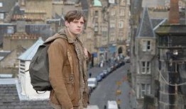 在屋顶上流浪在线观看,在线观看在屋顶上流浪的感动瞬间