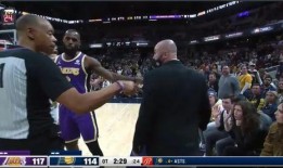 詹姆斯球迷爆料视频播放,独家视频播放背后的精彩瞬间