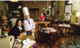 餐厅破产爆料案例视频,揭秘经营困境与财务危机