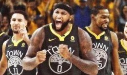 詹姆斯球迷爆料视频播放,独家视频播放背后的精彩瞬间