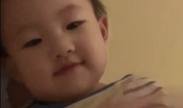 黄一鸣爆料女儿的视频,温馨家庭生活瞬间